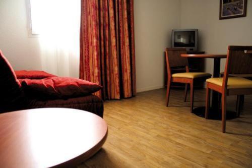 Aerel Hotel Aeroport Blagnac Phòng bức ảnh